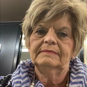 Meet your Posher, Yvonne